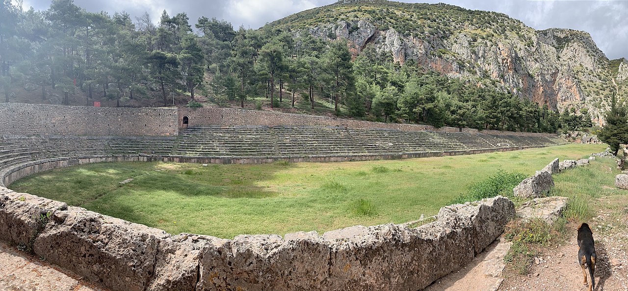 delphi amphitheater heliodorus context